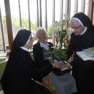 Sr. Clementine und Sr. Renate feiern ihr 65. Ordensjubiläum am 1. Mai 2015